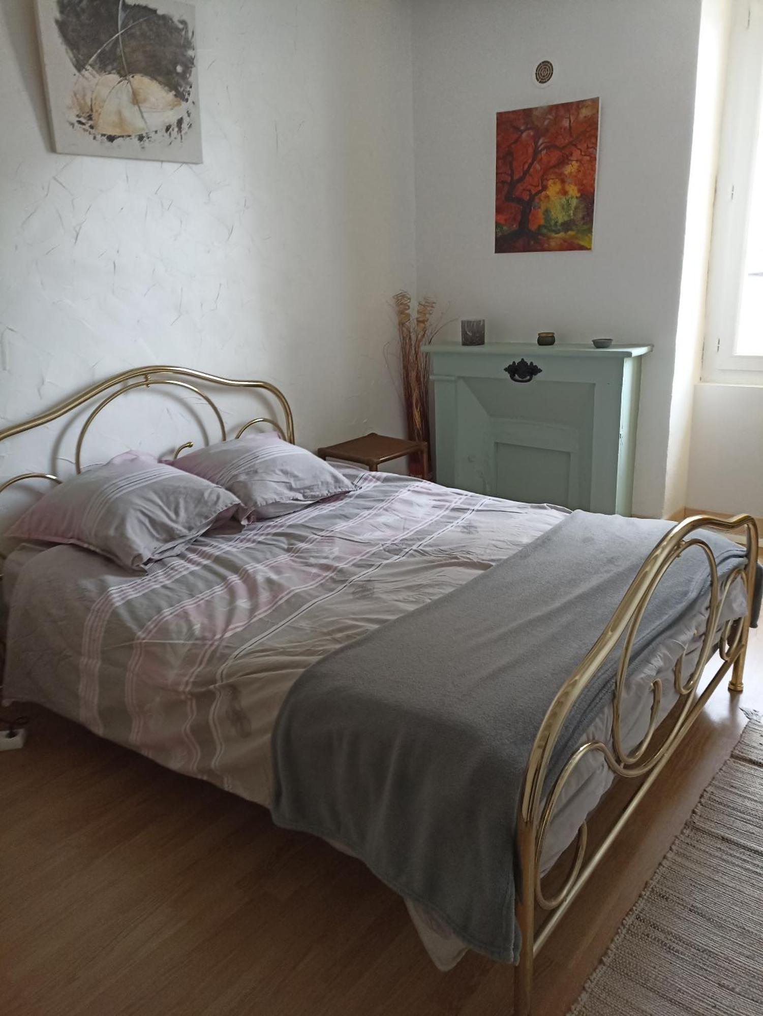 Ancienne Boulangerie Bed & Breakfast Saint Sauveur en Puisaye Ruang foto
